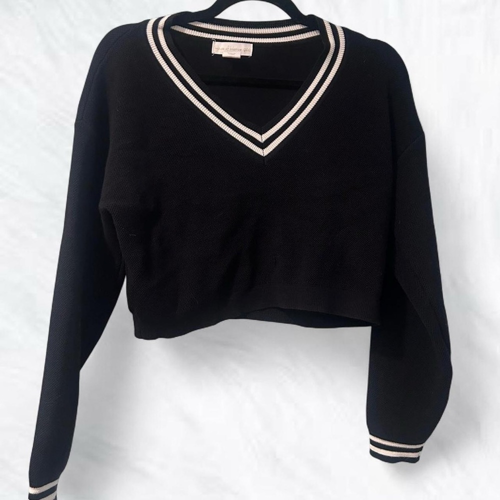 House of Harlow 1960 Black V-Neck Sweater with White Stripes